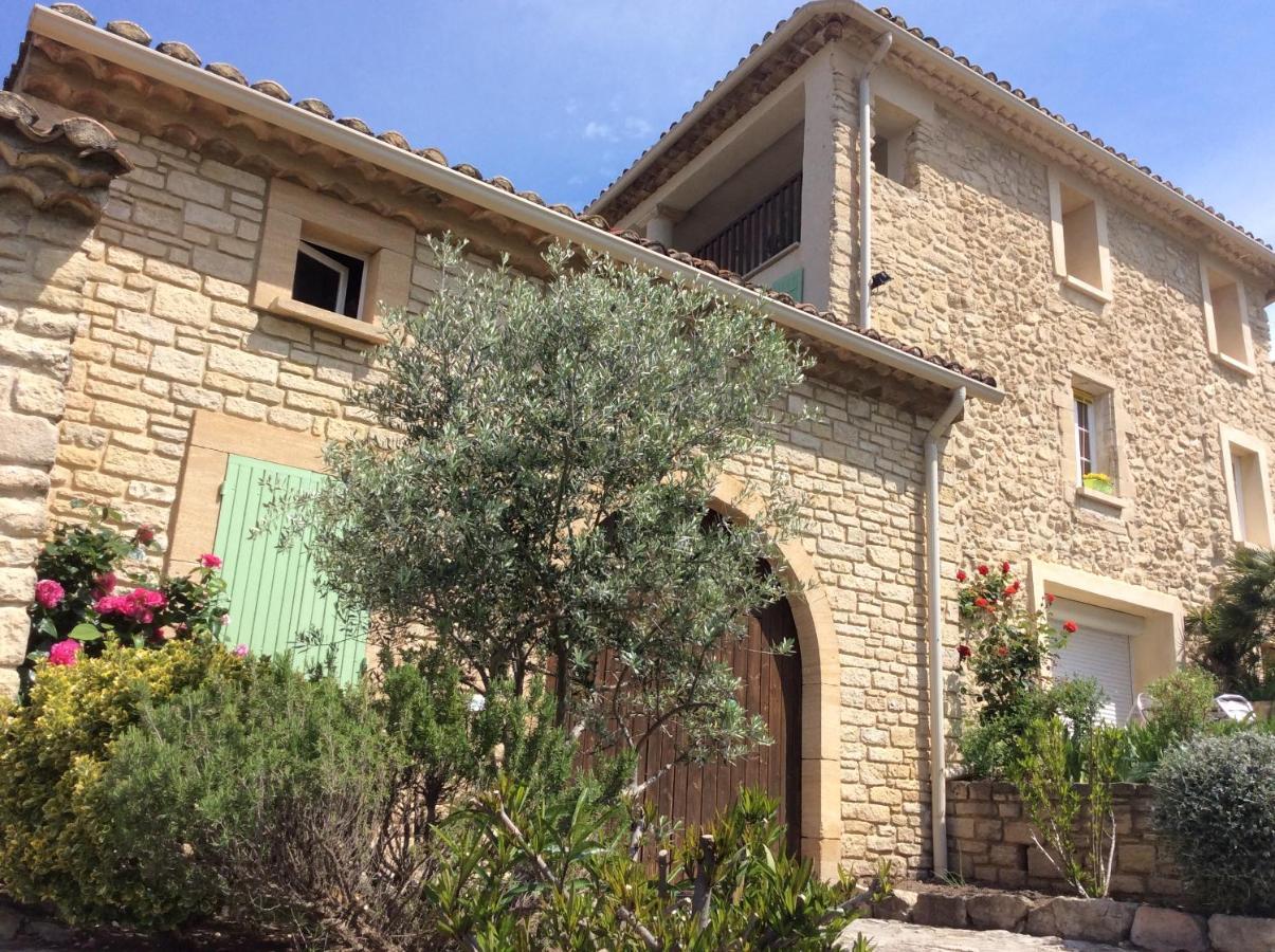 Les Conils - Gites Et Chambres D'Hotes Saint-Pierre-de-Vassols ภายนอก รูปภาพ