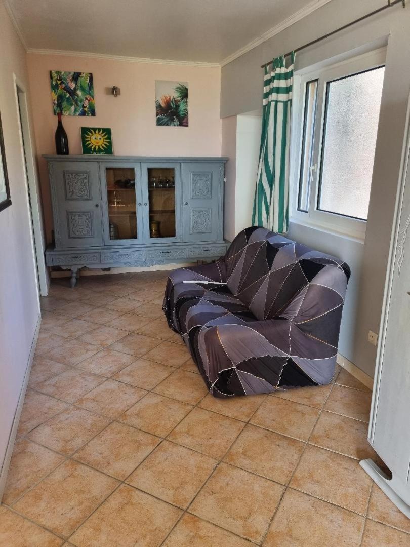 Les Conils - Gites Et Chambres D'Hotes Saint-Pierre-de-Vassols ภายนอก รูปภาพ