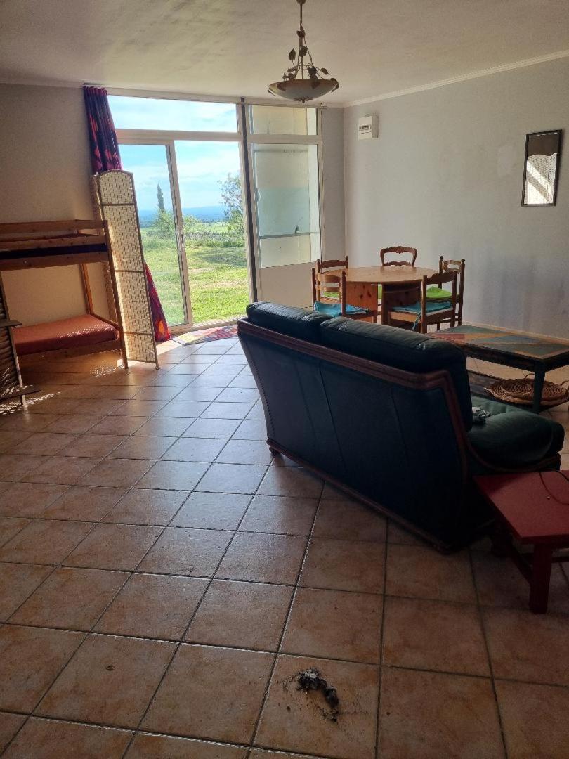 Les Conils - Gites Et Chambres D'Hotes Saint-Pierre-de-Vassols ภายนอก รูปภาพ