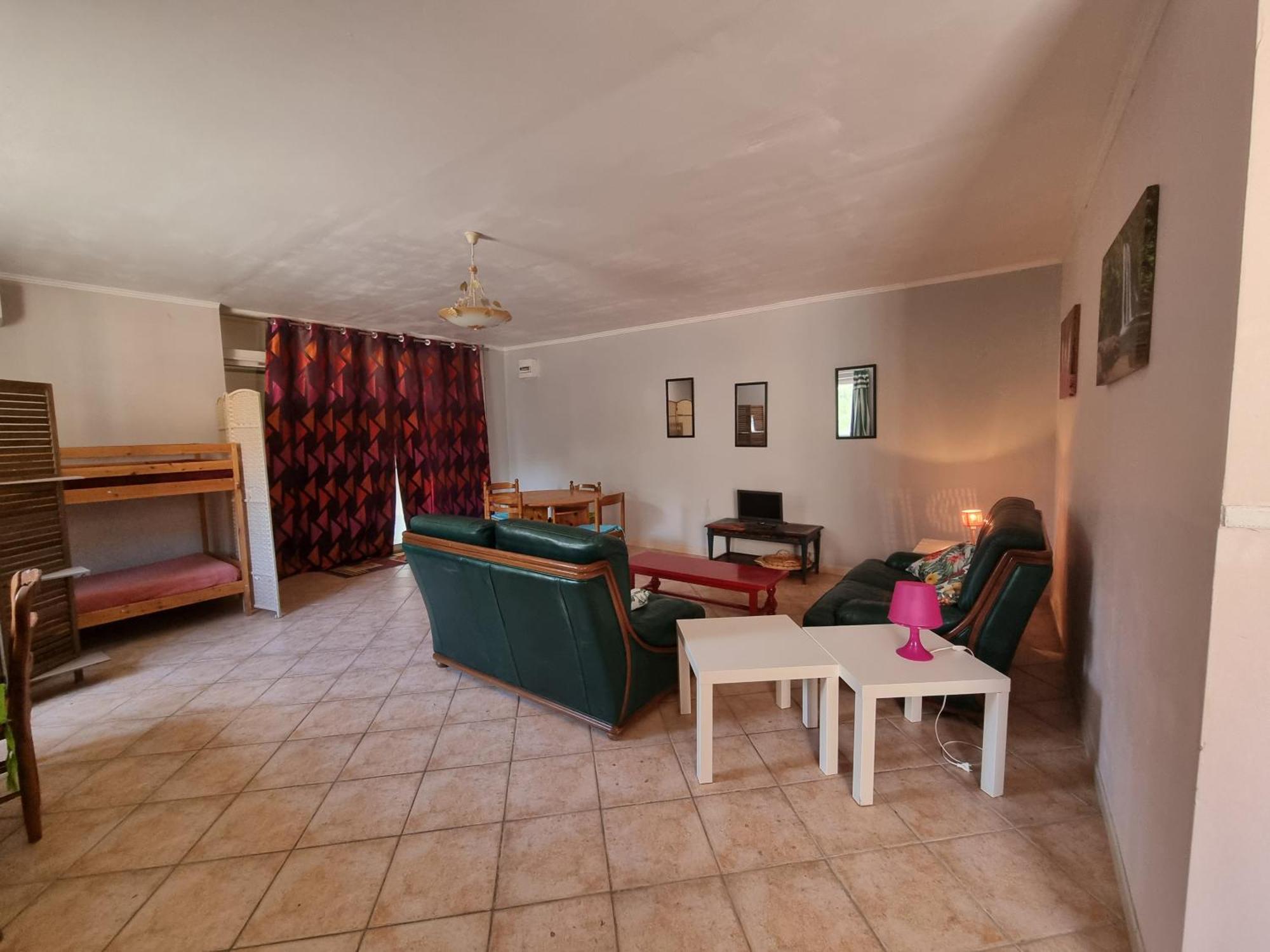 Les Conils - Gites Et Chambres D'Hotes Saint-Pierre-de-Vassols ภายนอก รูปภาพ